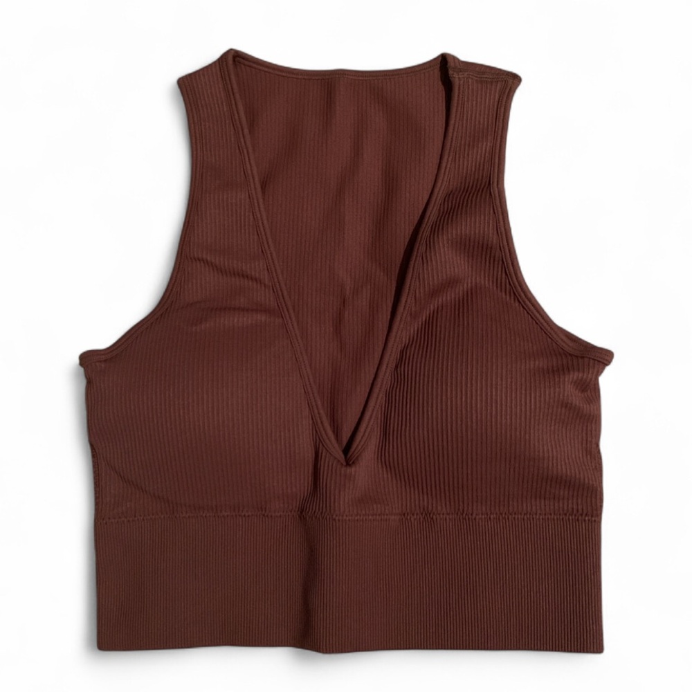 Brown Ribbed V-Neck Crop Top by OQQ Size M